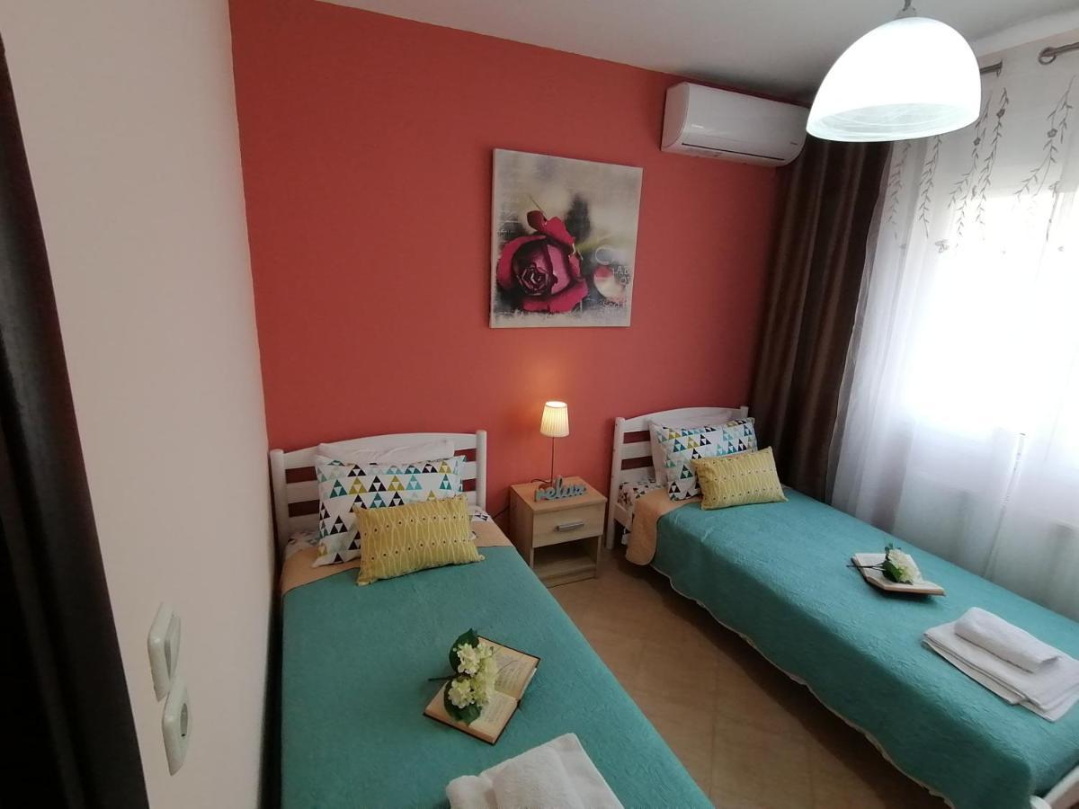 Bella Casa Daire Néa Péramos Dış mekan fotoğraf